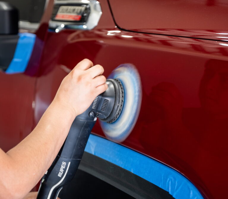 Detailing protection trim with tape 768x669 1